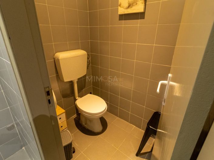 Image No.10-Commercial for sale