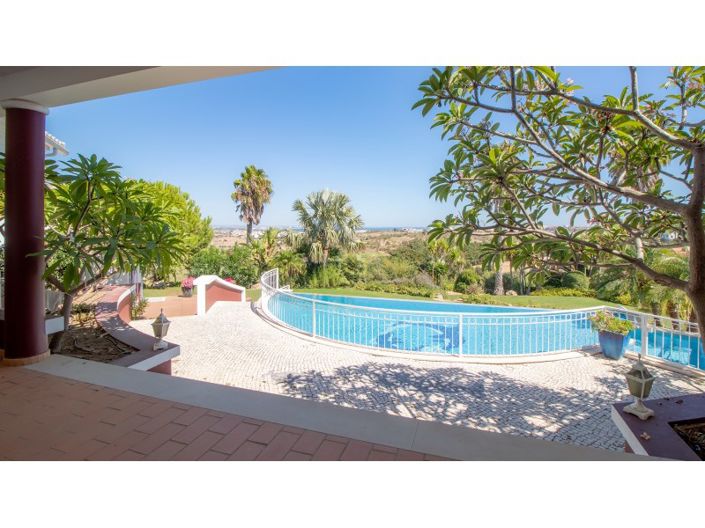 Image No.2-3 Bed House for sale