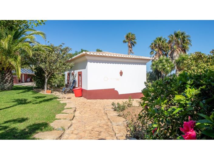 Image No.41-3 Bed House for sale