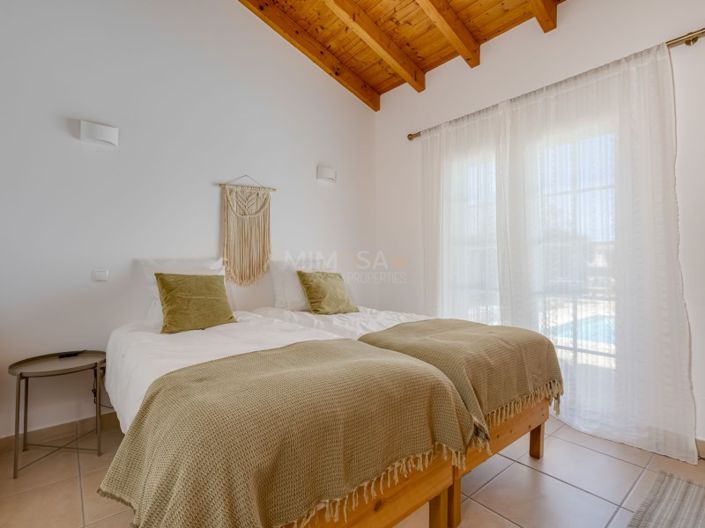 Image No.20-3 Bed House for sale