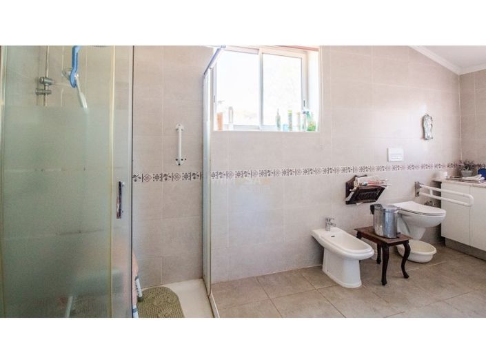 Image No.15-3 Bed House for sale