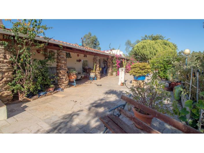 Image No.9-3 Bed House for sale