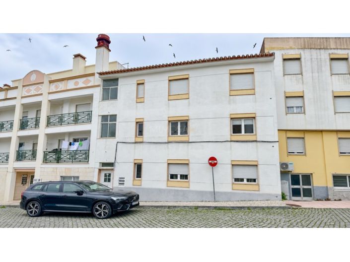 Image No.23-2 Bed Apartment for sale