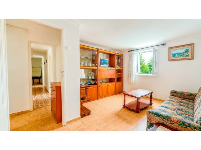 Image No.13-5 Bed House for sale