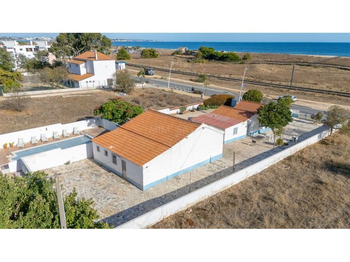 Image No.2-5 Bed House for sale