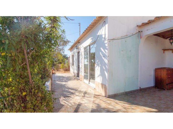 Image No.12-2 Bed House for sale