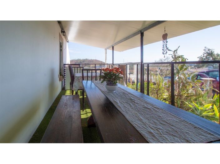 Image No.5-2 Bed House for sale