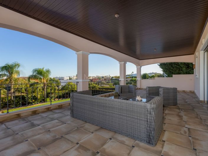 Image No.38-5 Bed House for sale
