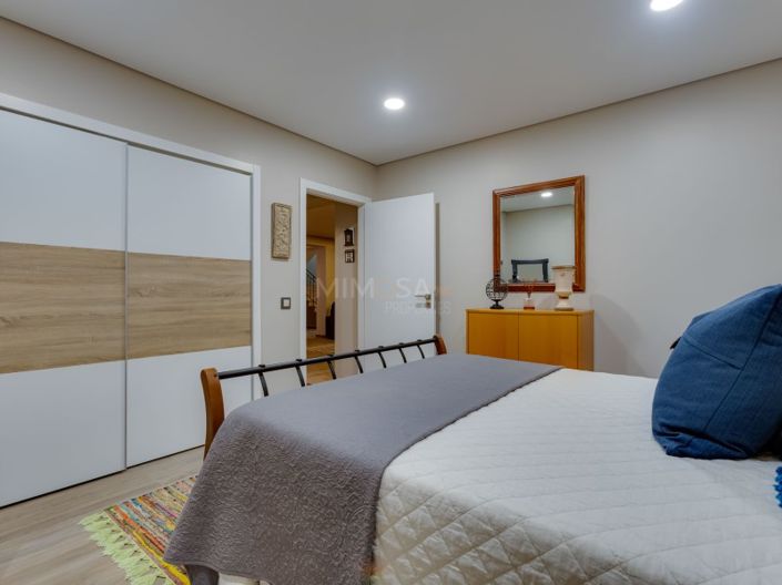 Image No.47-5 Bed House for sale