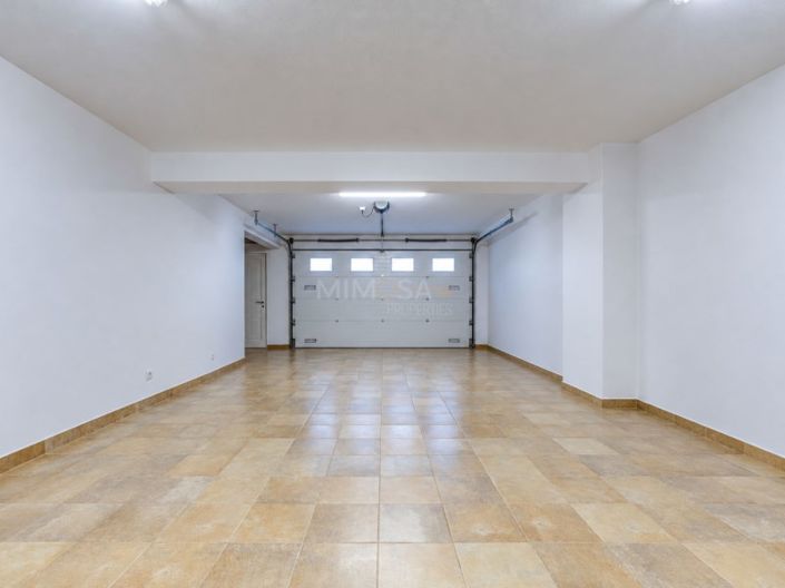 Image No.49-5 Bed House for sale