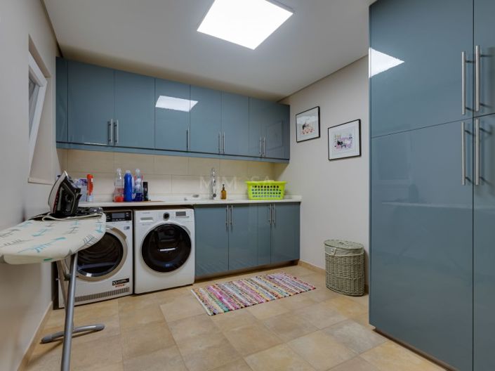 Image No.50-5 Bed House for sale