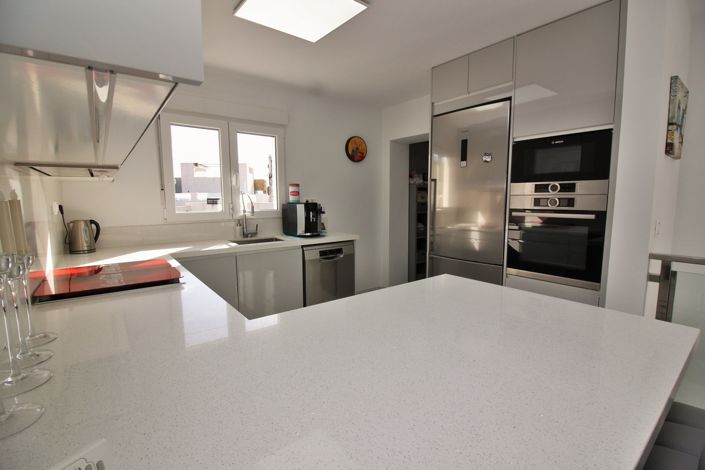 Image No.11-2 Bed Villa for sale