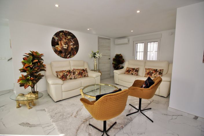 Image No.15-2 Bed Villa for sale