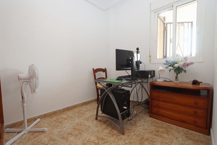 Image No.12-Appartement de 2 chambres à vendre à Punta Prima