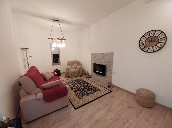 Image No.31-3 Bed Townhouse for sale