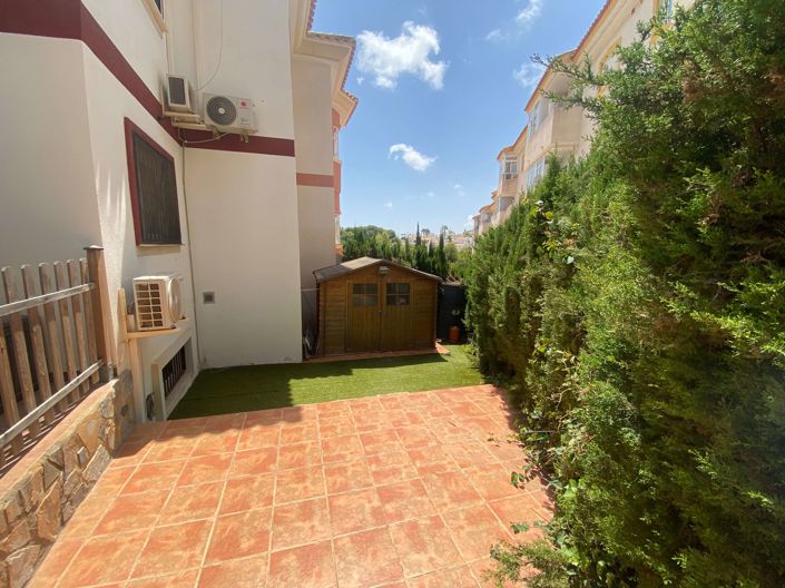 Image No.45-3 Bed Townhouse for sale