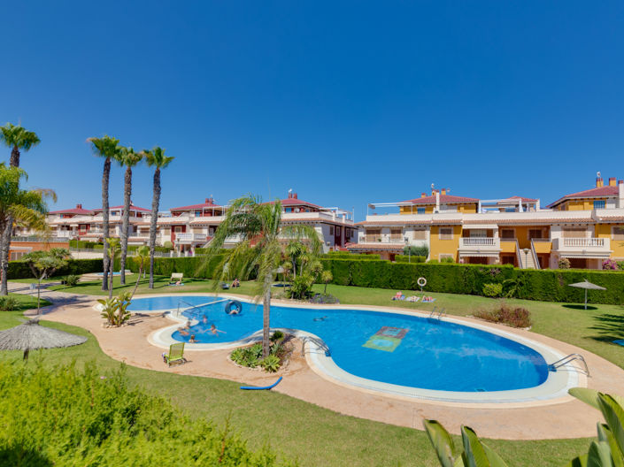 Image No.2-3 Bed Townhouse for sale