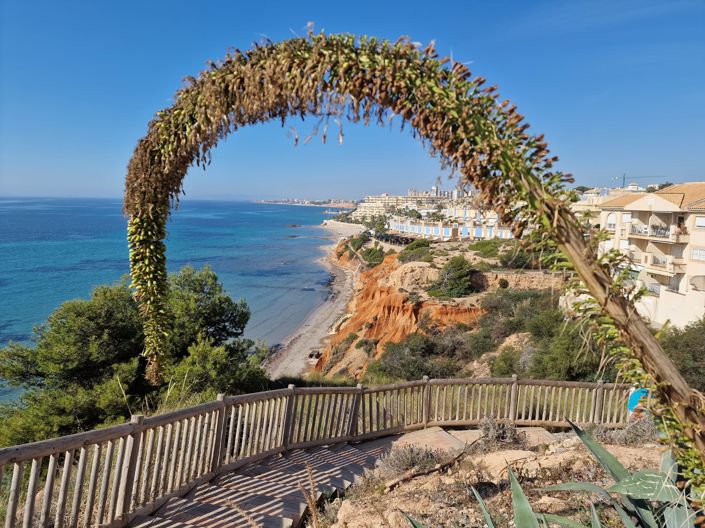 Image No.35-3 Bed Apartment for sale