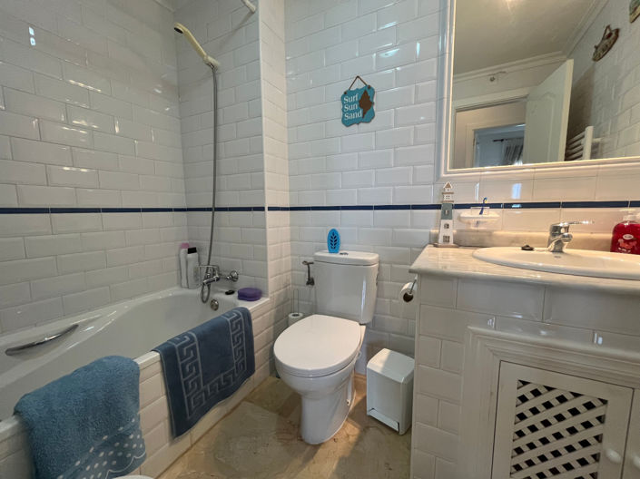 Image No.36-2 Bed Apartment for sale