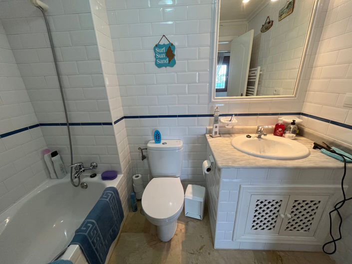 Image No.37-2 Bed Apartment for sale