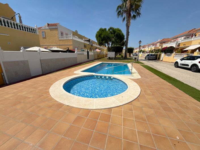 Image No.20-3 Bed Villa for sale
