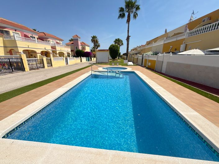 Image No.26-3 Bed Villa for sale