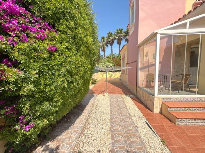 Image No.27-3 Bed Villa for sale