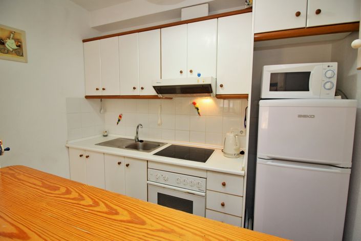 Image No.13-2 Bed Townhouse for sale