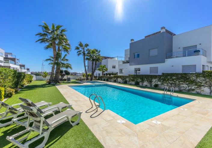 Image No.38-3 Bed Townhouse for sale