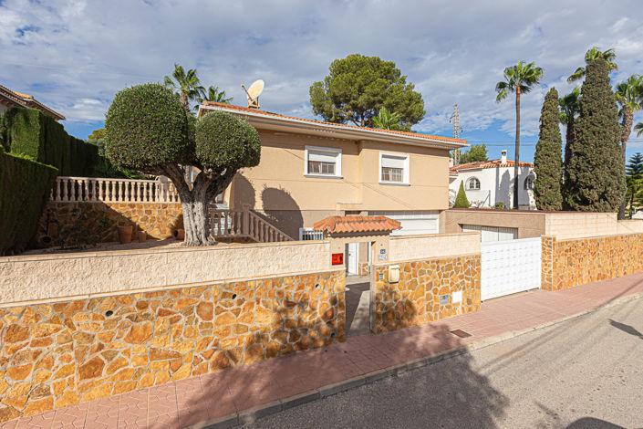Image No.1-Villa de 4 chambres à vendre à Villamartin