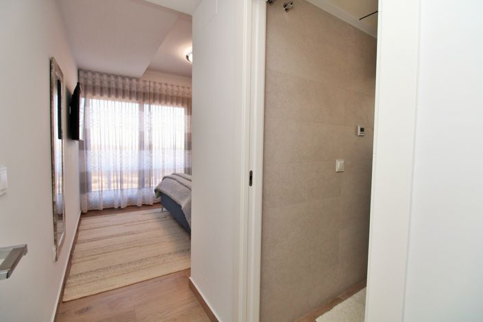 Image No.18-3 Bed Villa for sale