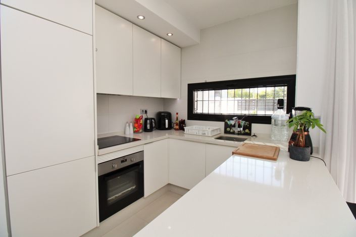 Image No.13-3 Bed Villa for sale