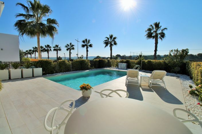 Image No.32-3 Bed Villa for sale