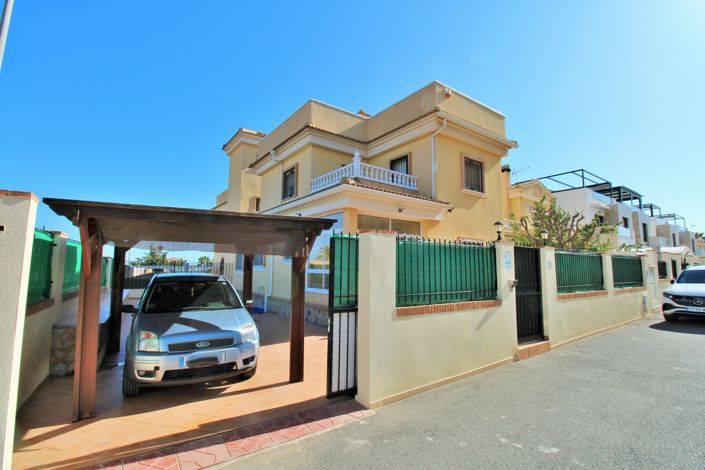 Image No.1-Villa de 3 chambres à vendre à Cabo Roig