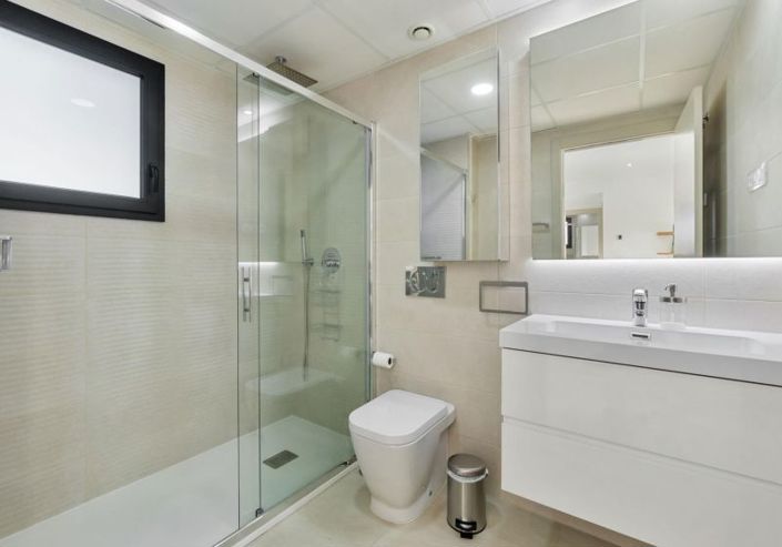 Image No.13-4 Bed Apartment for sale