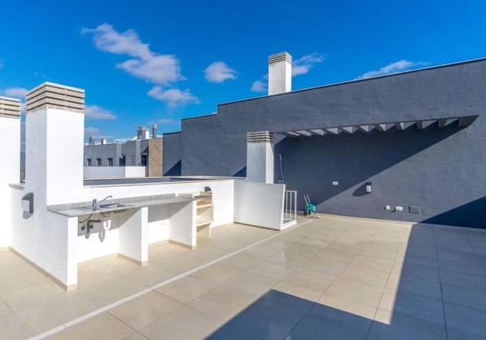 Image No.28-4 Bed Apartment for sale