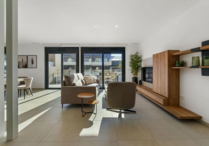 Image No.6-4 Bed Apartment for sale