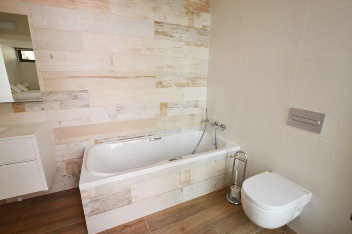 Image No.14-4 Bed Villa for sale