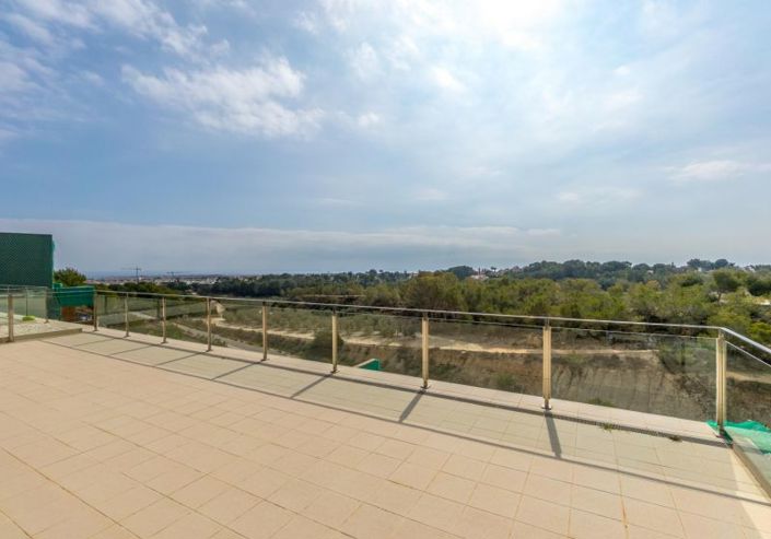 Image No.19-3 Bed Apartment for sale