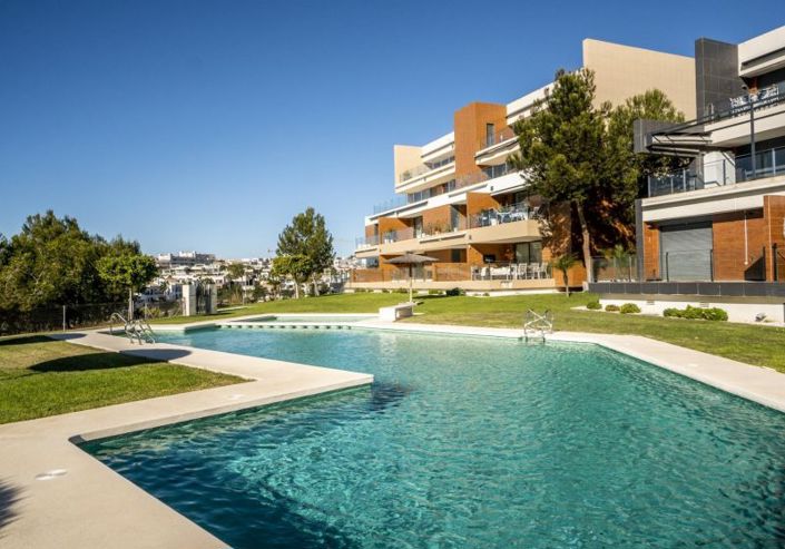 Image No.25-3 Bed Apartment for sale