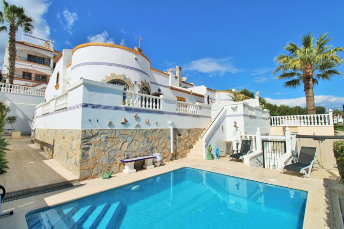 Image No.1-Villa de 3 chambres à vendre à Villamartin