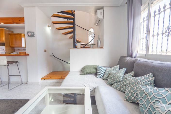 Image No.10-Villa de 4 chambres à vendre à Villamartin