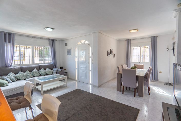 Image No.11-Villa de 4 chambres à vendre à Villamartin