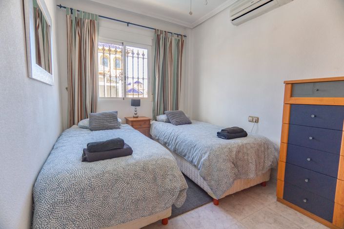 Image No.14-4 Bed Villa for sale