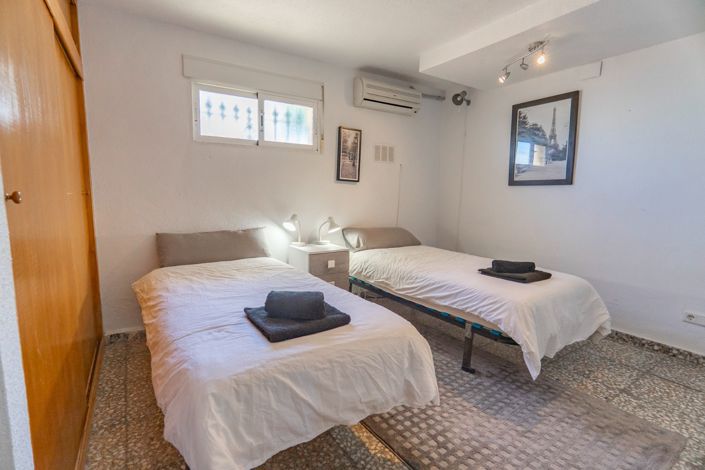 Image No.19-4 Bed Villa for sale