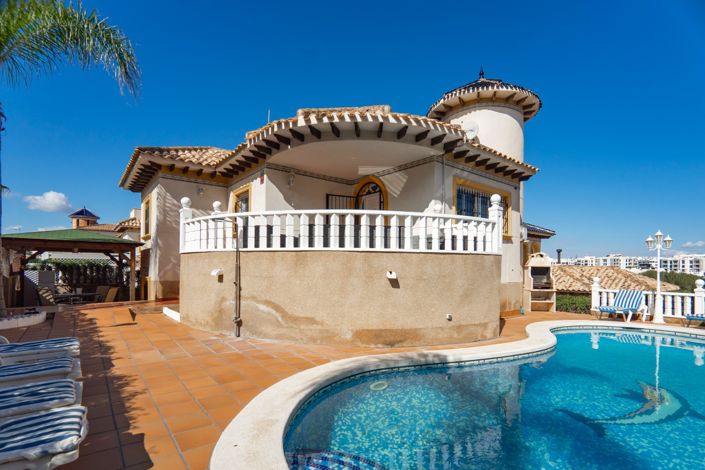 Image No.3-Villa de 4 chambres à vendre à Villamartin