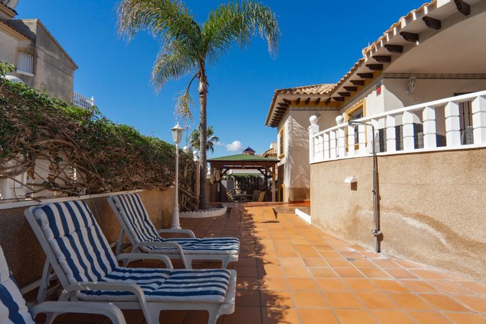 Image No.5-4 Bed Villa for sale