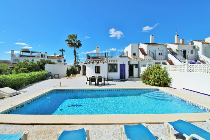 Image No.1-Villa de 2 chambres à vendre à Villamartin