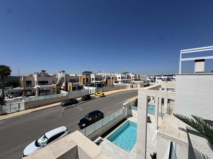 Image No.29-4 Bed Villa for sale