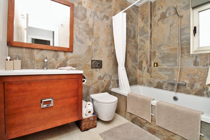 Image No.18-3 Bed Villa for sale